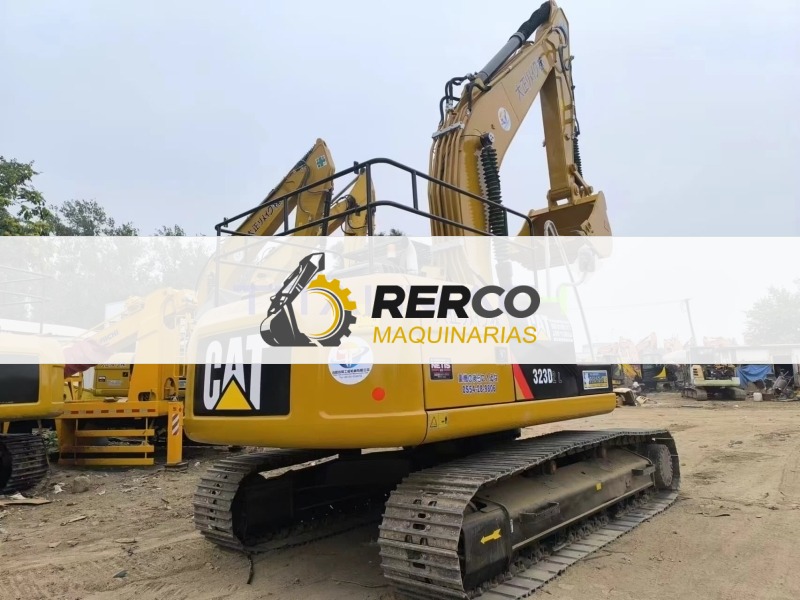 Caterpillar CAT 323D2L