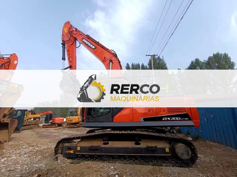 DOOSAN DX300 Excavadora