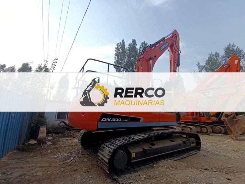 DOOSAN DX300 Excavadora
