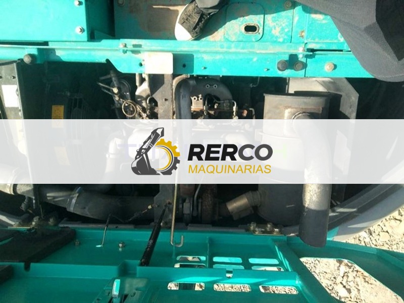KOBELCO SK135SR Excavadora