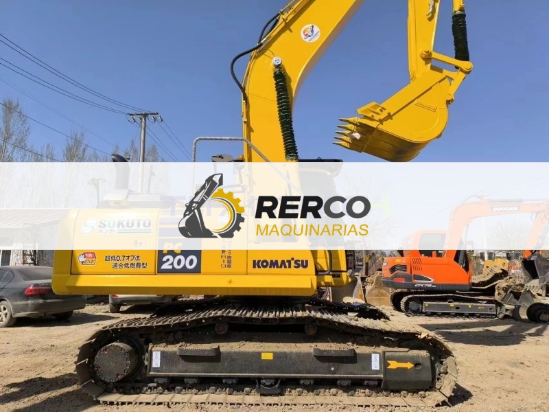 Komatsu PC200