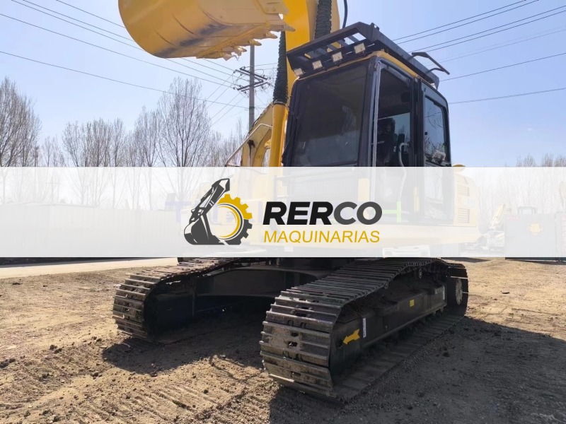 Komatsu PC200