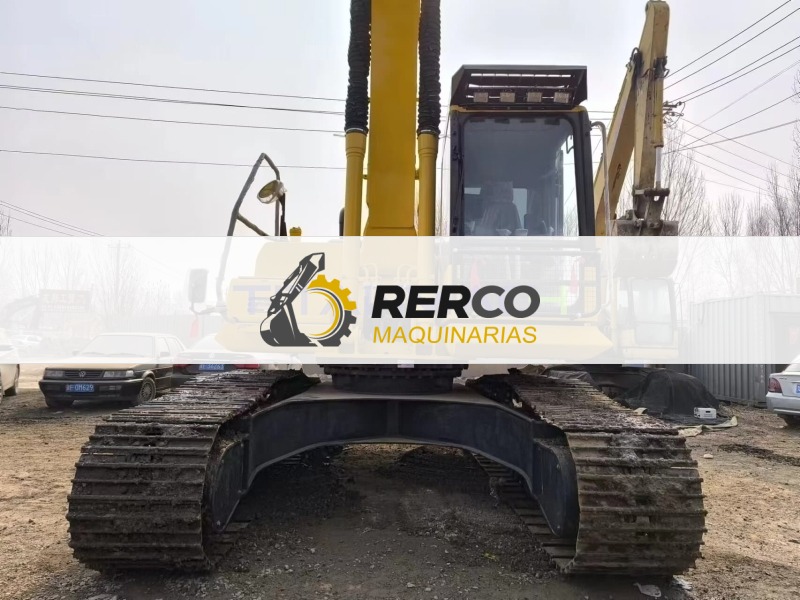 Komatsu PC210LC