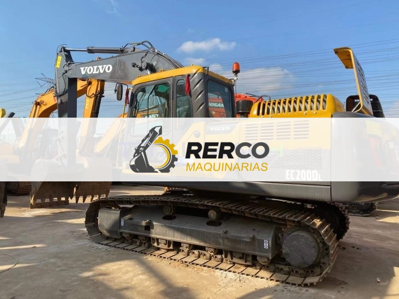 Volvo EC200DL Excavator